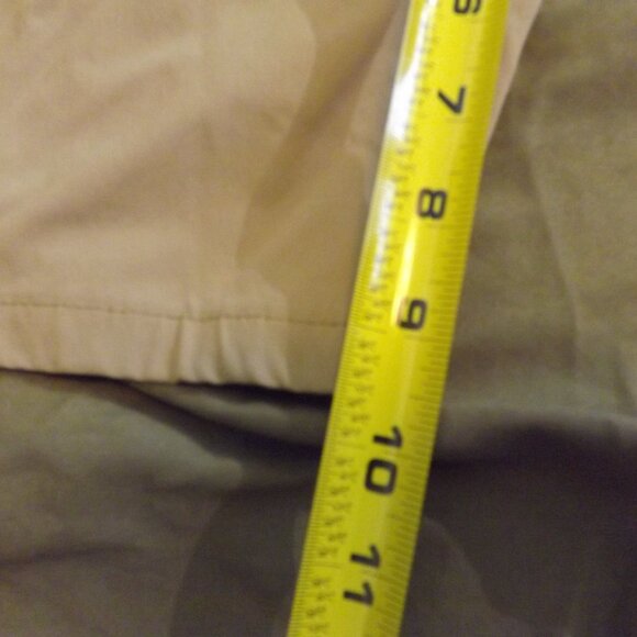 Wrangler 34 Performance Outdoor Shorts with zip pocket khaki - Picture 6 of 8